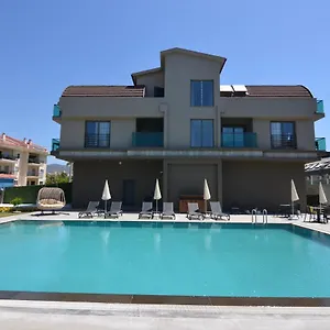 Mykonut Erna Aparthotel